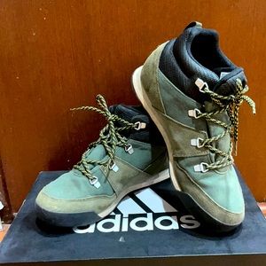 Adidas CW Snowpitch K Kids Unisex hiking boots